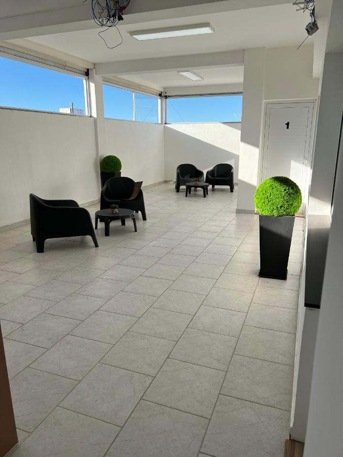 Apart Trelew 5 Bagian luar foto